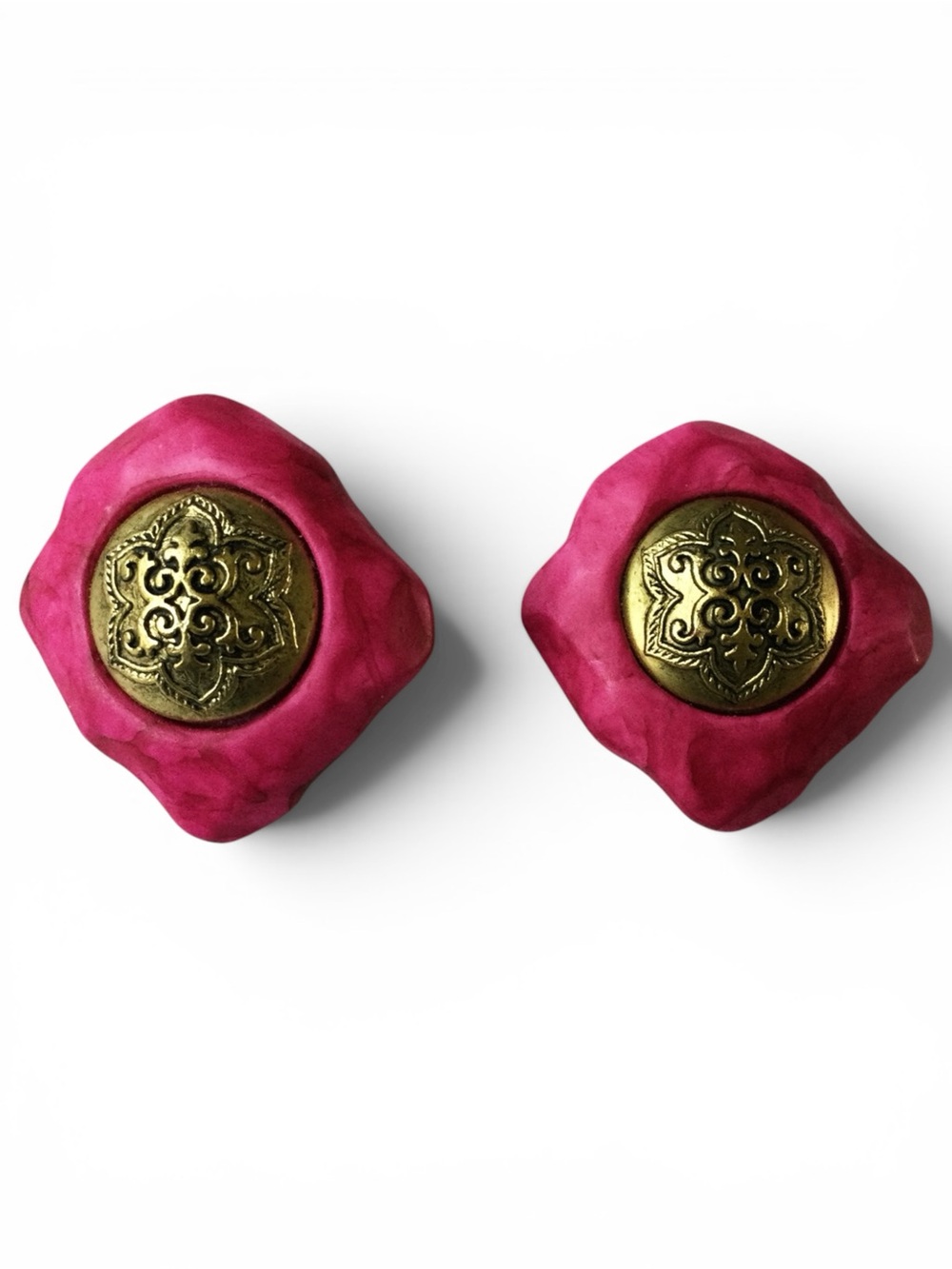 Vtg Magenta Acrylic Faceted Stretch Bracelet + Ornate Gold‑Tone Clip‑On Earrings - Picture 6 of 10